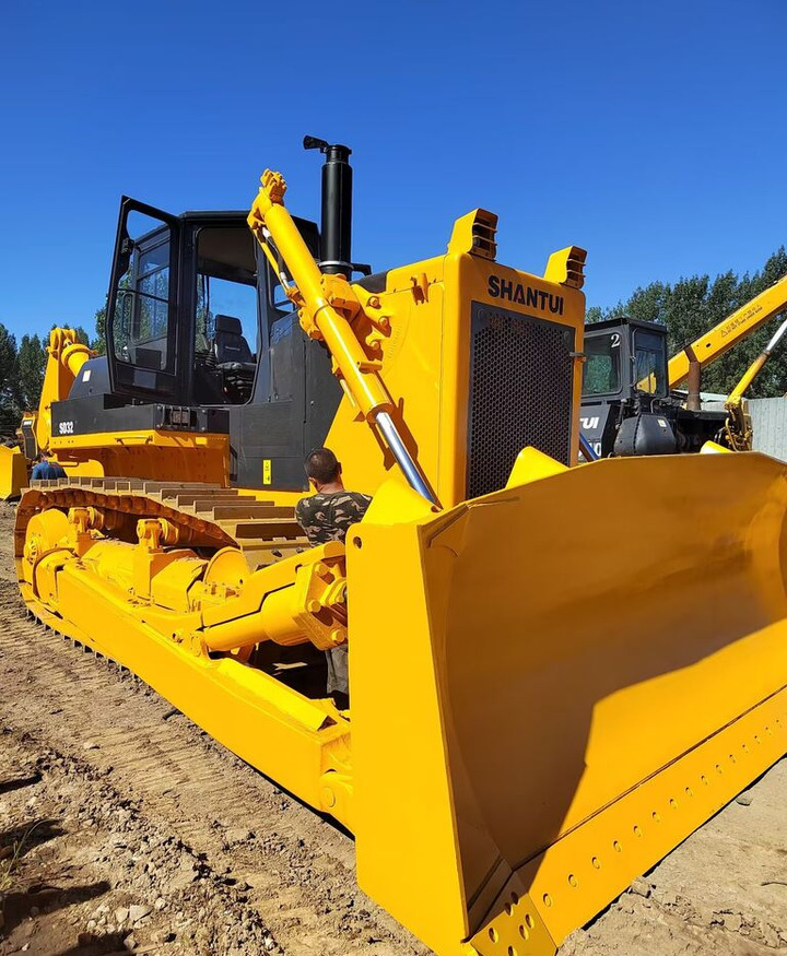 Shantui SD32 - Máy ủi: hình 5 Shantui SD32 - Máy ủi: hình 5