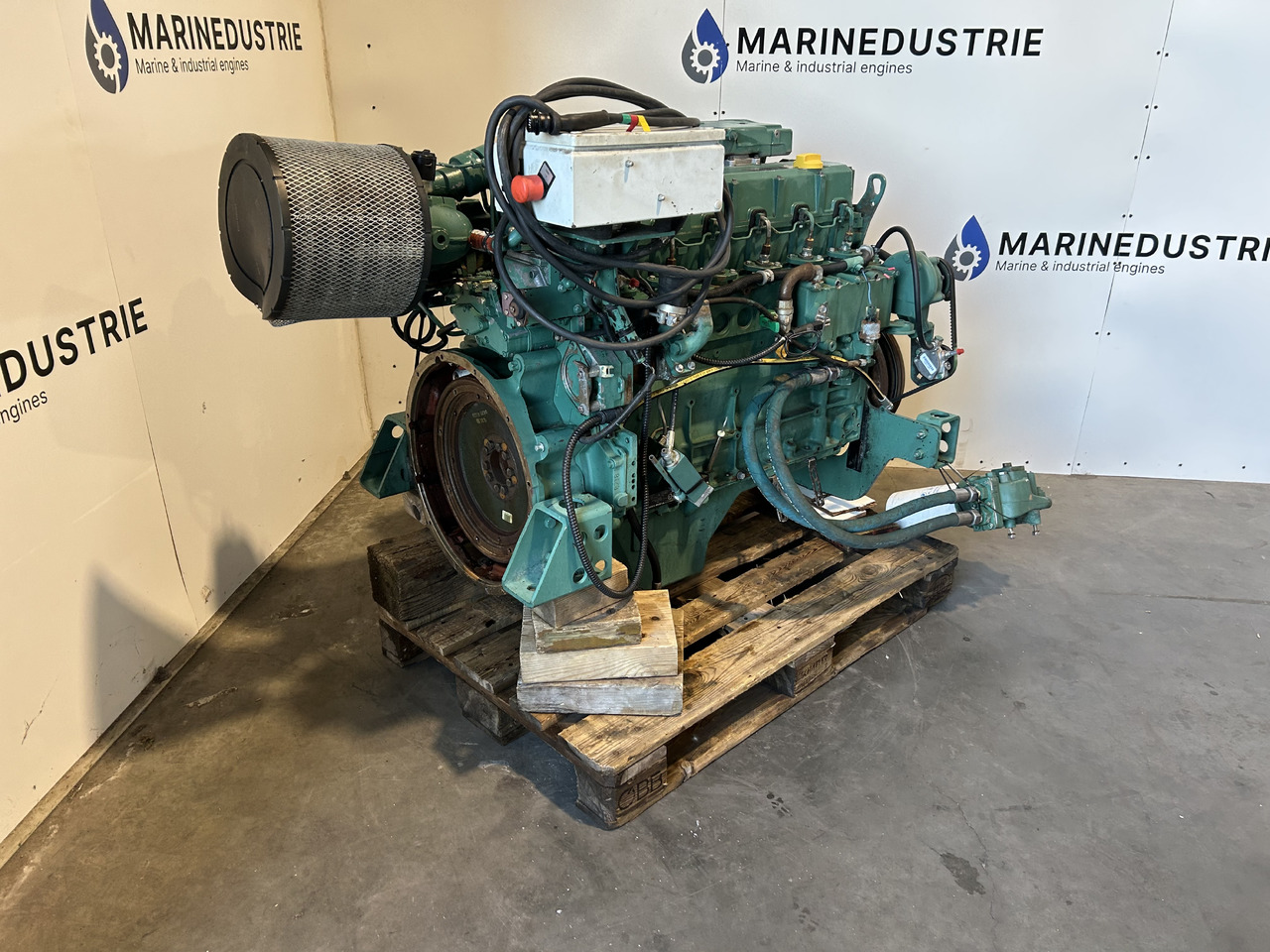 Volvo Penta D7C-B TA - Động cơ cho Máy móc khác: hình 2 Volvo Penta D7C-B TA - Động cơ cho Máy móc khác: hình 2