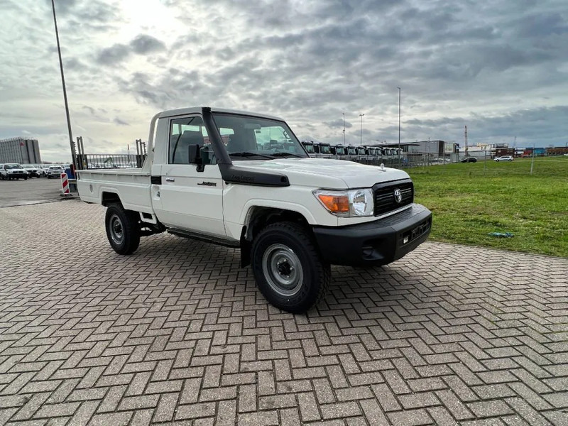 Cho thuê Toyota Land Cruiser HZJ79 4x4 4.2D Single Cab - EURO 3 - NEW!! 6 UNITS directly available Toyota Land Cruiser HZJ79 4x4 4.2D Single Cab - EURO 3 - NEW!! 6 UNITS directly available: hình 6