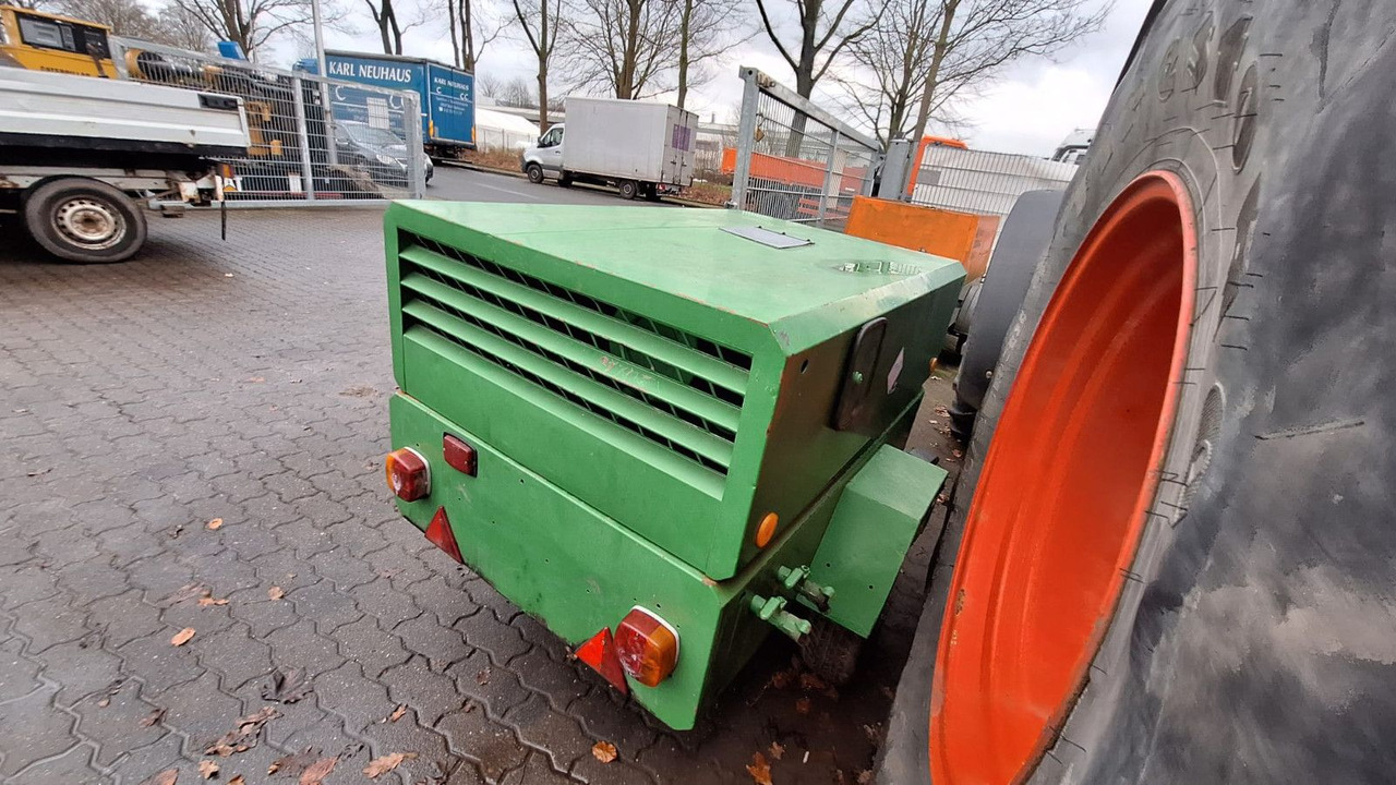 Bobcat Kompressor - Máy nén khí: hình 3 Bobcat Kompressor - Máy nén khí: hình 3