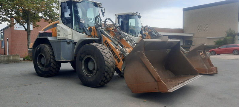 Liebherr L542 1-Hand Reifen:50% Deuschema - Máy xúc lật bánh lốp: hình 2 Liebherr L542 1-Hand Reifen:50% Deuschema - Máy xúc lật bánh lốp: hình 2