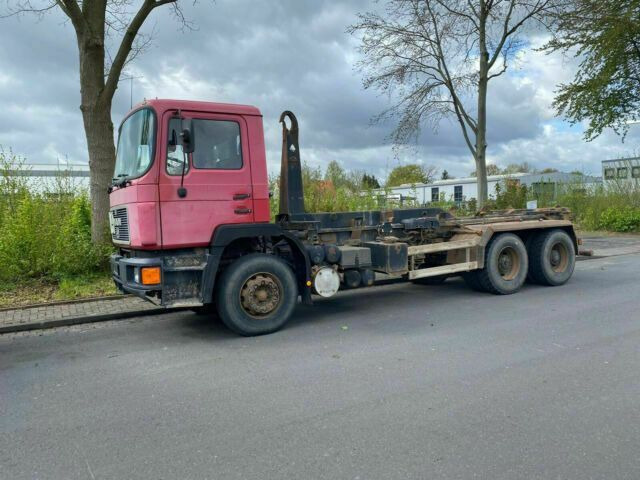 MAN 26.372K 6x4 Abrollkipper AHK Blatt/Blatt - Xe tải nâng móc: hình 2 MAN 26.372K 6x4 Abrollkipper AHK Blatt/Blatt - Xe tải nâng móc: hình 2
