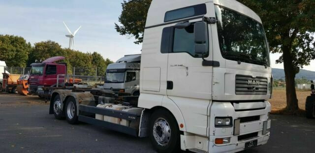 MAN 26.440 TGA BDF 6x2 German Truck - Xe tải khung gầm: hình 3 MAN 26.440 TGA BDF 6x2 German Truck - Xe tải khung gầm: hình 3
