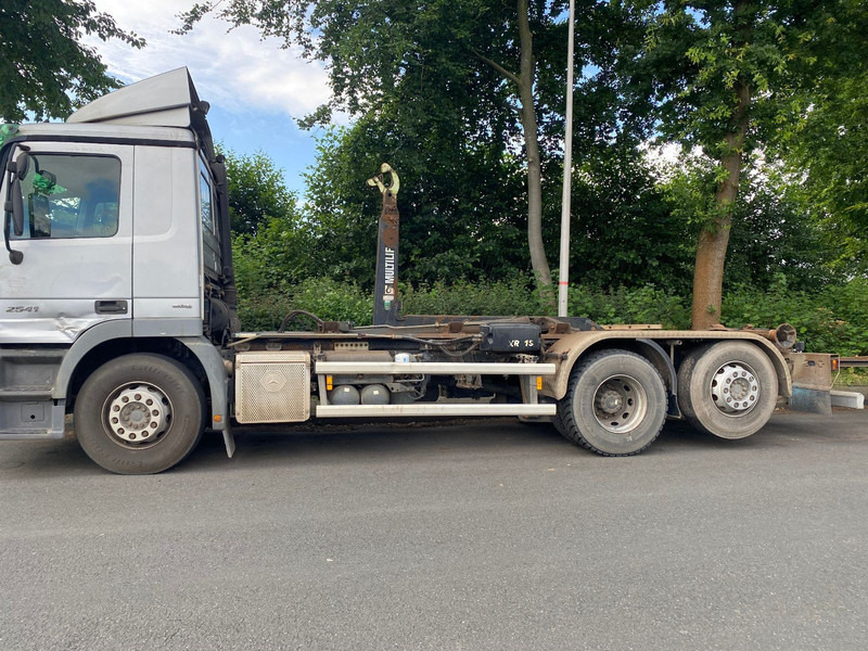 Mercedes-Benz 2641K 6x2 Abroller Klima - Xe tải nâng móc: hình 2 Mercedes-Benz 2641K 6x2 Abroller Klima - Xe tải nâng móc: hình 2