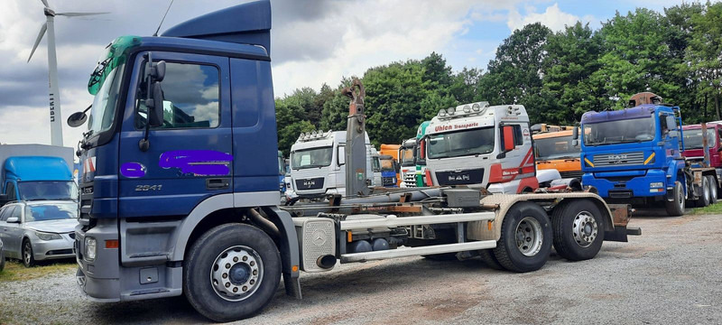 Mercedes-Benz 2641K 6x2 Abroller M-Haus Klima - Xe tải nâng móc: hình 2 Mercedes-Benz 2641K 6x2 Abroller M-Haus Klima - Xe tải nâng móc: hình 2
