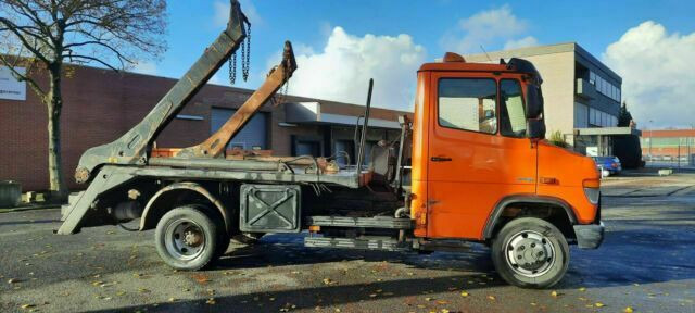 Mercedes-Benz 818D Absetzkipper/Meiller Euro:4 1-Hand - Xe tải chở thùng nhỏ: hình 5 Mercedes-Benz 818D Absetzkipper/Meiller Euro:4 1-Hand - Xe tải chở thùng nhỏ: hình 5
