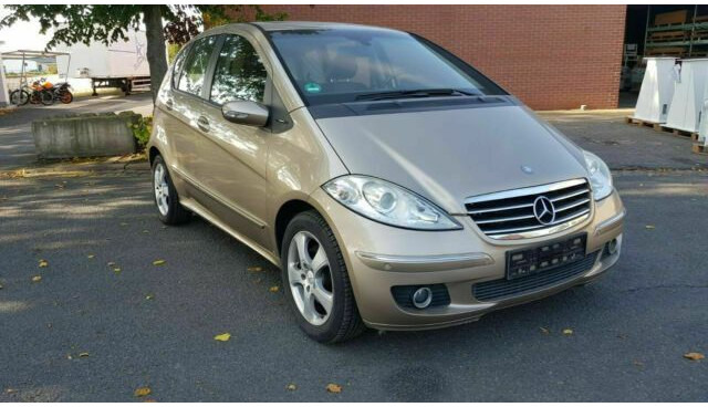 Mercedes-Benz A-Klasse 200 CDI - Xe hơi: hình 5 Mercedes-Benz A-Klasse 200 CDI - Xe hơi: hình 5