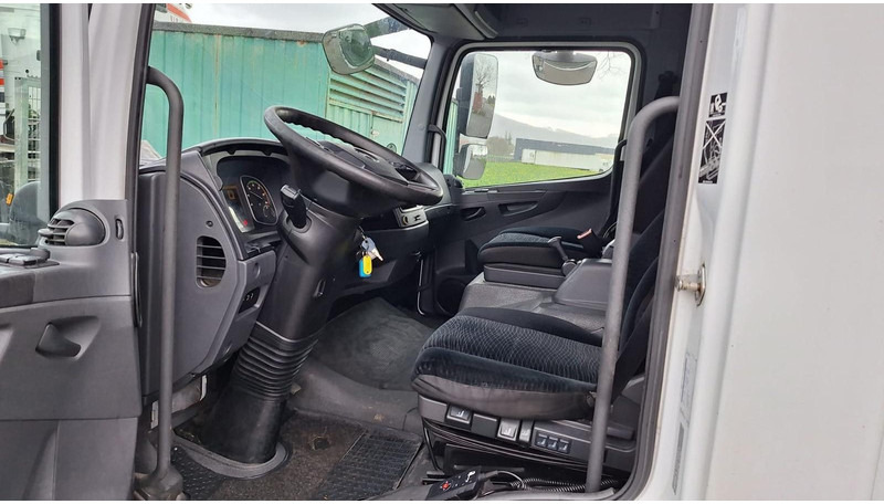 Mercedes-Benz Atego 818 Koffer - Xe tải hộp: hình 5 Mercedes-Benz Atego 818 Koffer - Xe tải hộp: hình 5