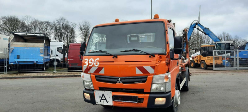 Mitsubishi Canter Absetzer Klima AHK Diff/Sperre - Xe tải chở thùng nhỏ: hình 4 Mitsubishi Canter Absetzer Klima AHK Diff/Sperre - Xe tải chở thùng nhỏ: hình 4