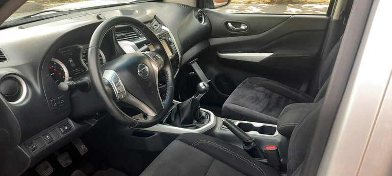 Xe bán tải Nissan Navara NP300 N-Connecta Double Cab 4x4: hình 8