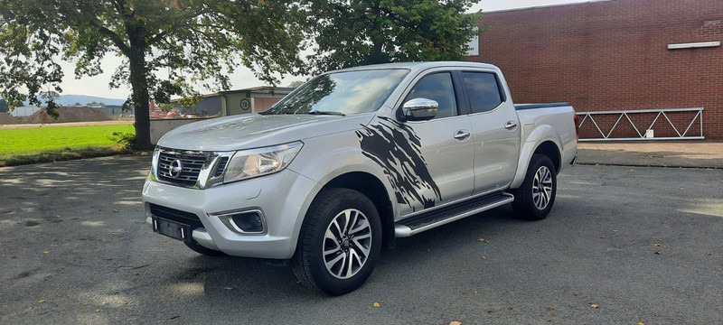 Nissan Navara NP300 N-Connecta Double Cab 4x4 - Xe bán tải: hình 1 Nissan Navara NP300 N-Connecta Double Cab 4x4 - Xe bán tải: hình 1