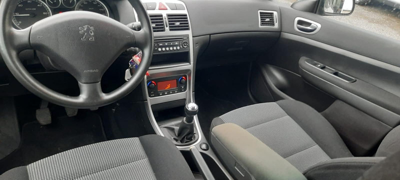 Peugeot 307 Grand Filou - Hatchback: hình 5 Peugeot 307 Grand Filou - Hatchback: hình 5
