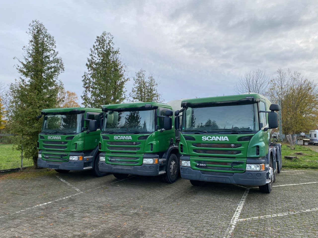 Scania 2x P360 Betonmischer 8x4 Blatt/Blatt E6 2 stück - Xe trộn bê tông: hình 2 Scania 2x P360 Betonmischer 8x4 Blatt/Blatt E6 2 stück - Xe trộn bê tông: hình 2