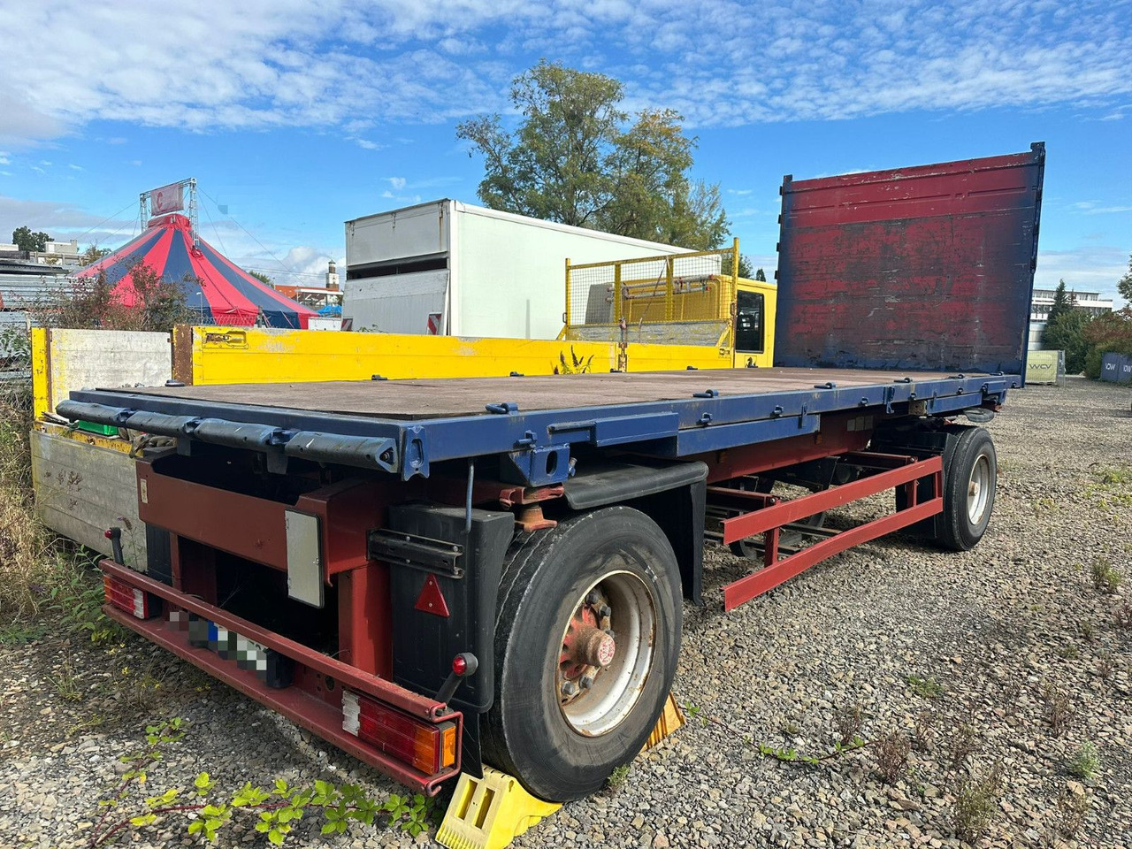 Schmitz Cargobull WF18 mit Plattform - Rơ moóc thùng lửng/ Phẳng: hình 2 Schmitz Cargobull WF18 mit Plattform - Rơ moóc thùng lửng/ Phẳng: hình 2
