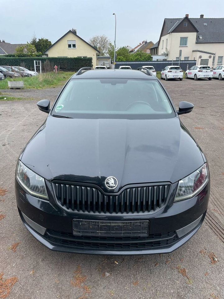 Skoda Octavia 2.0 TDI Green tec Solution Combi - Xe hơi: hình 4 Skoda Octavia 2.0 TDI Green tec Solution Combi - Xe hơi: hình 4