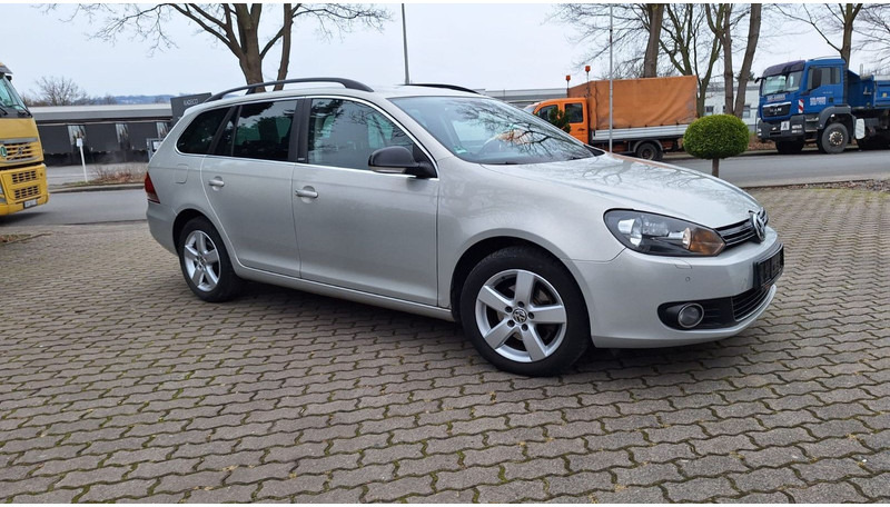 Volkswagen Golf Variant Style - Xe wagon: hình 1 Volkswagen Golf Variant Style - Xe wagon: hình 1