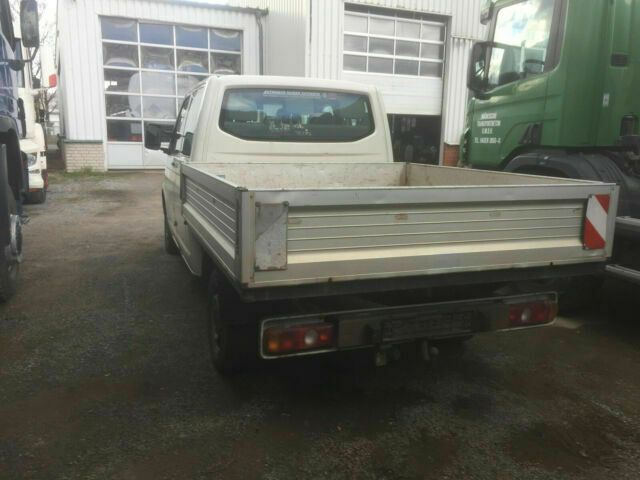 Volkswagen Transporter Pritsche Doka - Xe tải nhỏ phẳng: hình 4 Volkswagen Transporter Pritsche Doka - Xe tải nhỏ phẳng: hình 4