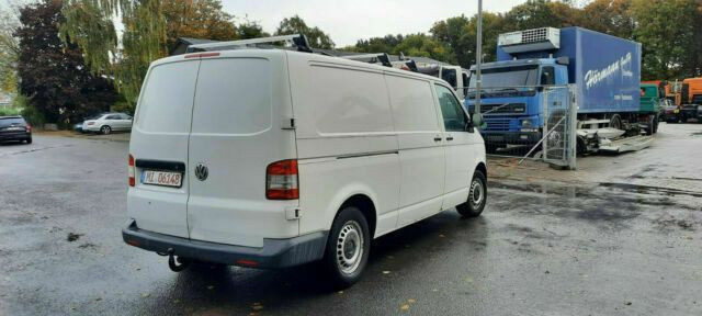 Volkswagen Transporter TDI Kastenwagen Lang - Xe van nhỏ gọn: hình 4 Volkswagen Transporter TDI Kastenwagen Lang - Xe van nhỏ gọn: hình 4