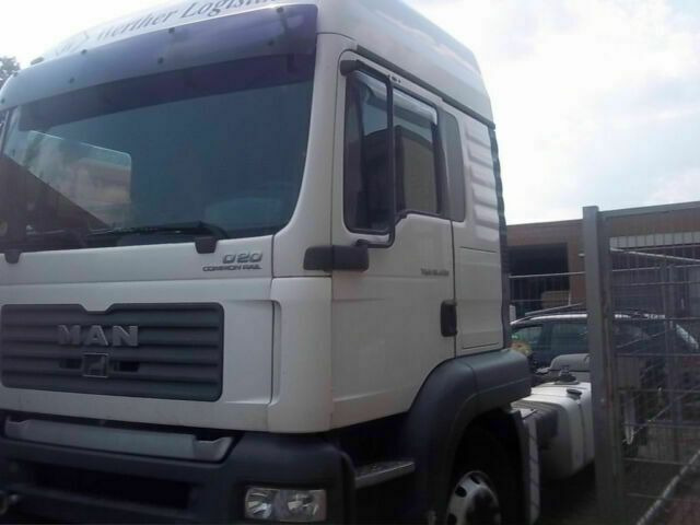 MAN 18.390 SZM G.Haus Klima ZF-Schalter - Xe đầu kéo: hình 2 MAN 18.390 SZM G.Haus Klima ZF-Schalter - Xe đầu kéo: hình 2