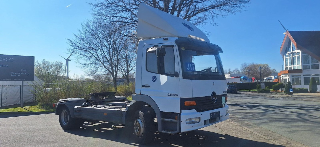Mercedes-Benz 1328 SZM Atego - Xe đầu kéo: hình 1 Mercedes-Benz 1328 SZM Atego - Xe đầu kéo: hình 1