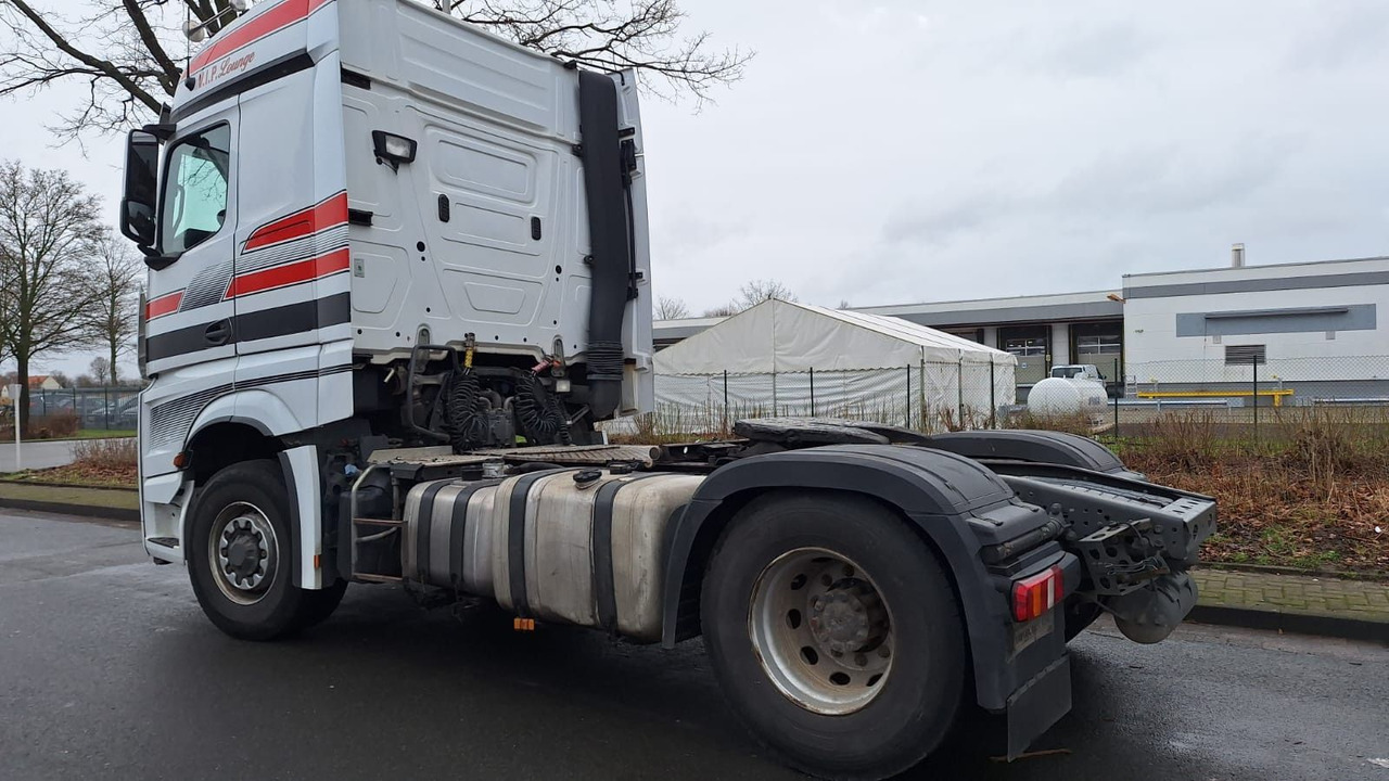 Mercedes-Benz 1845 Arocs 4x4 HD 1-Hand - Xe đầu kéo: hình 3 Mercedes-Benz 1845 Arocs 4x4 HD 1-Hand - Xe đầu kéo: hình 3