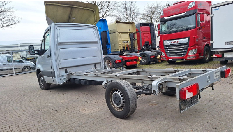 Mercedes-Benz Fahrgestell 316 - Xe tải nhỏ, Xe tải khung gầm: hình 5 Mercedes-Benz Fahrgestell 316 - Xe tải nhỏ, Xe tải khung gầm: hình 5