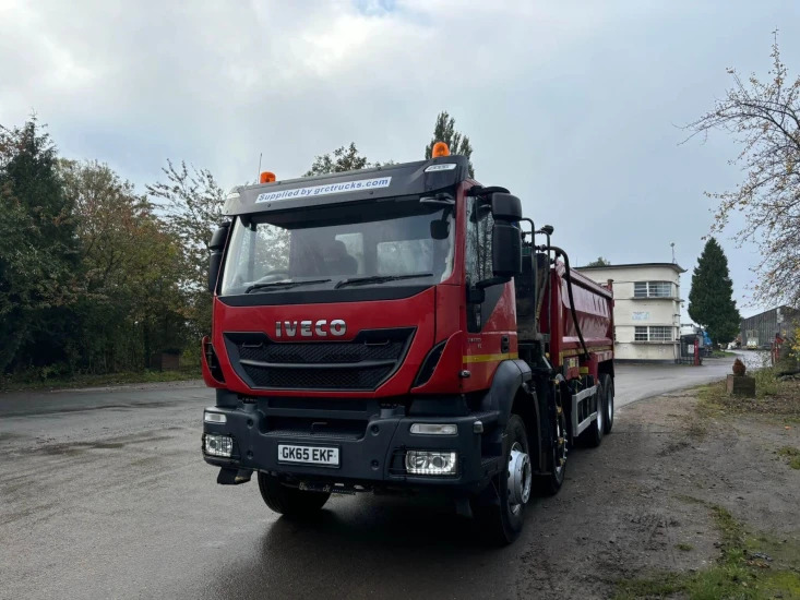 2016 Iveco Trakker Tipper/Grab Truck EKF - Xe ben: hình 1 2016 Iveco Trakker Tipper/Grab Truck EKF - Xe ben: hình 1