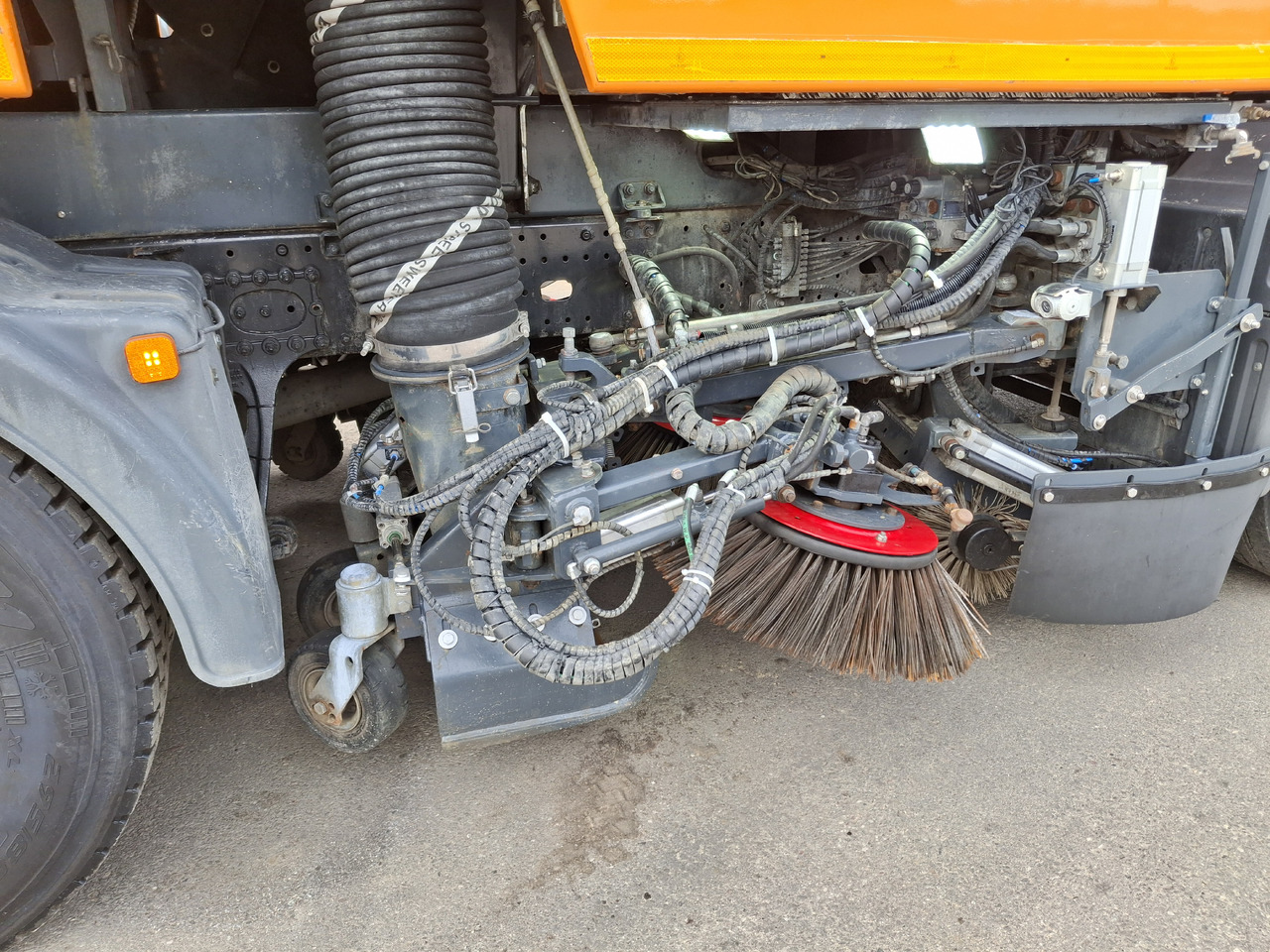 Xe quét đường MAN TGM 18.250 Zamiatarka Kupper Weisser BROCK 2 Motoren Szczotki L/R PM10 Odchwaszczarka: hình 11