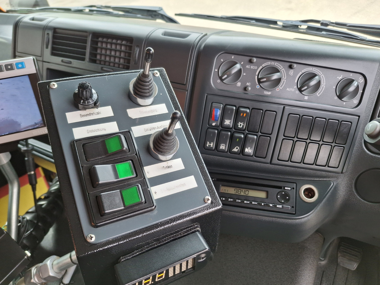 Xe quét đường MAN TGM 18.250 Zamiatarka Kupper Weisser BROCK 2 Motoren Szczotki L/R PM10 Odchwaszczarka: hình 24