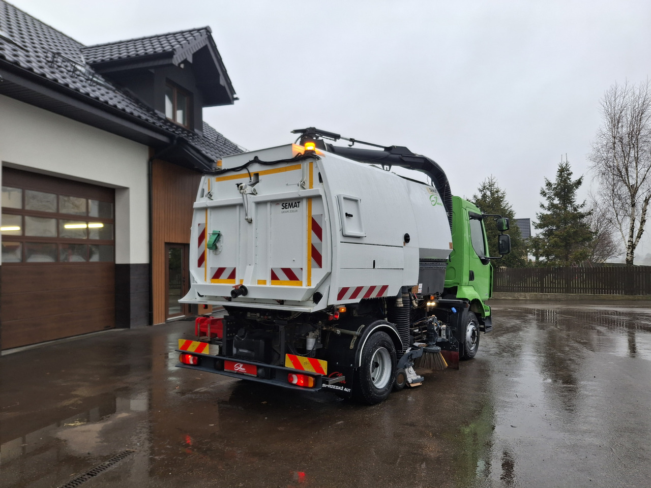 Renault Midlum 220 SEMAT Zoeller Johnston 2014r PM10 L/R 2 Motoren JCB - Xe quét đường: hình 4 Renault Midlum 220 SEMAT Zoeller Johnston 2014r PM10 L/R 2 Motoren JCB - Xe quét đường: hình 4