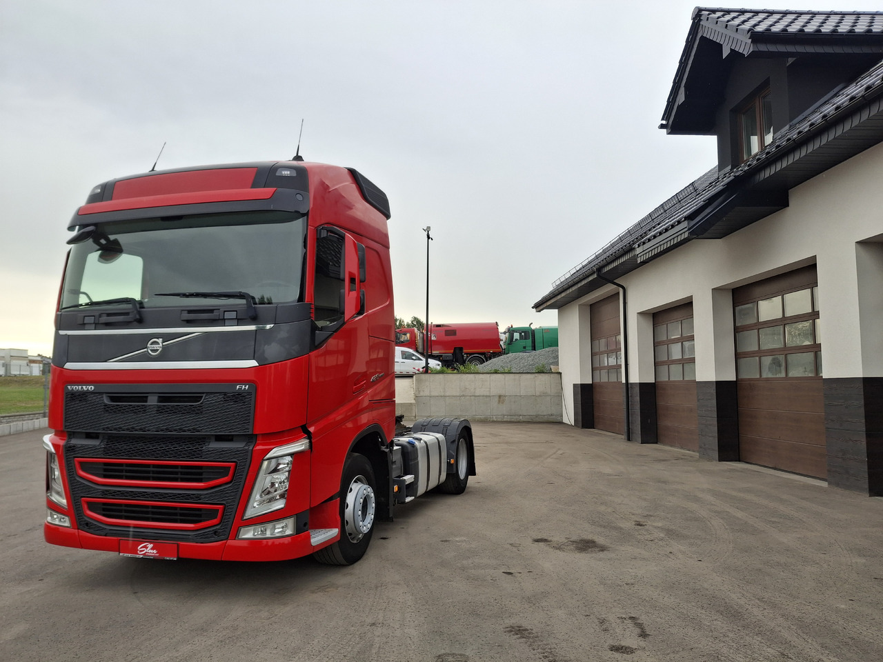 VOLVO FH 420 ADR Sattelzugmaschine Euro 6 Ciągnik Siodłowy Automat Światła LED - Xe đầu kéo: hình 2 VOLVO FH 420 ADR Sattelzugmaschine Euro 6 Ciągnik Siodłowy Automat Światła LED - Xe đầu kéo: hình 2