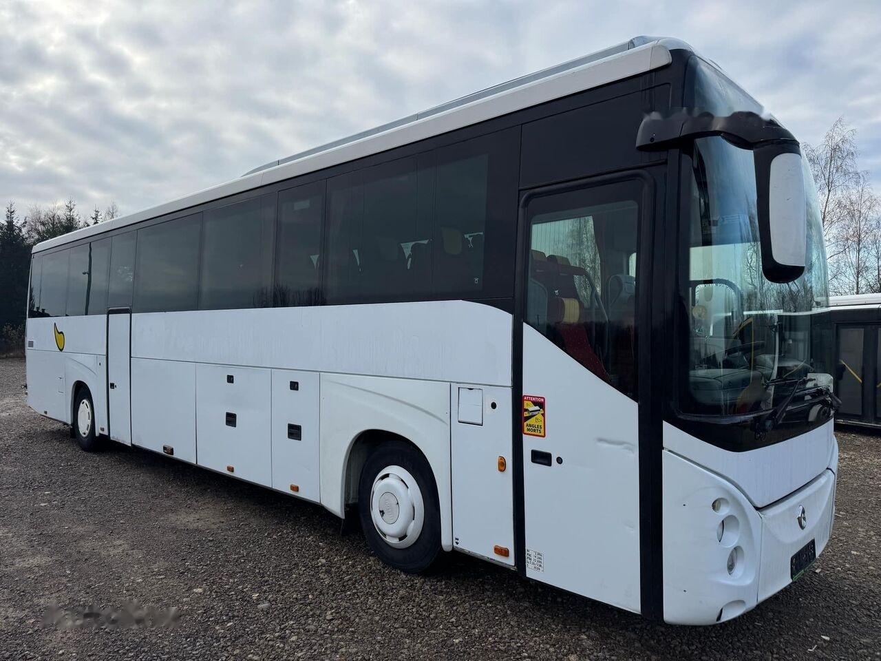 Irisbus Evadys HD/65 miejsc/Manual/Euro 5 - Xe đò: hình 1 Irisbus Evadys HD/65 miejsc/Manual/Euro 5 - Xe đò: hình 1