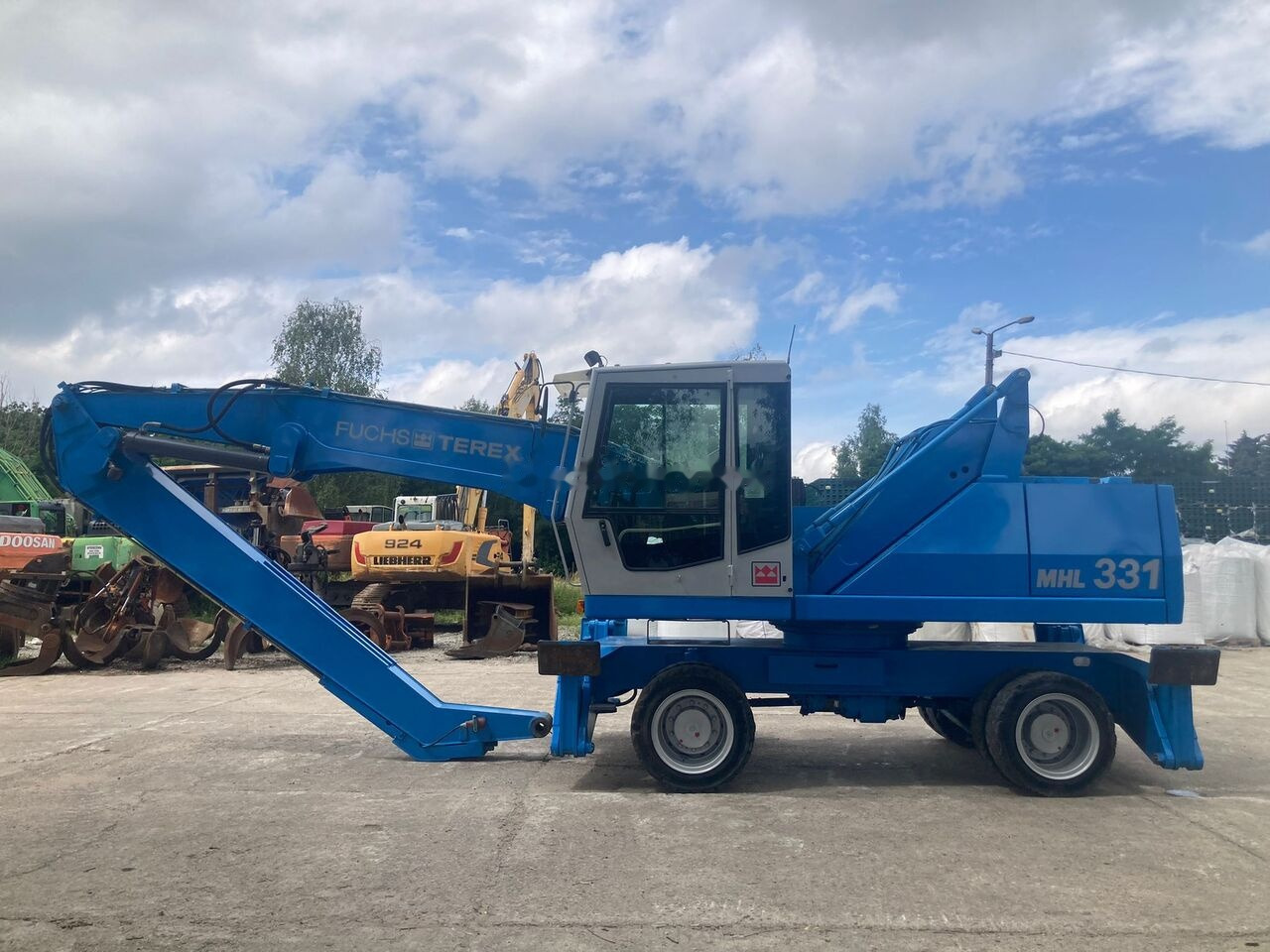 Fuchs MHL 331 C with Generator - Máy cạp rác/ Công nghiệp: hình 1 Fuchs MHL 331 C with Generator - Máy cạp rác/ Công nghiệp: hình 1