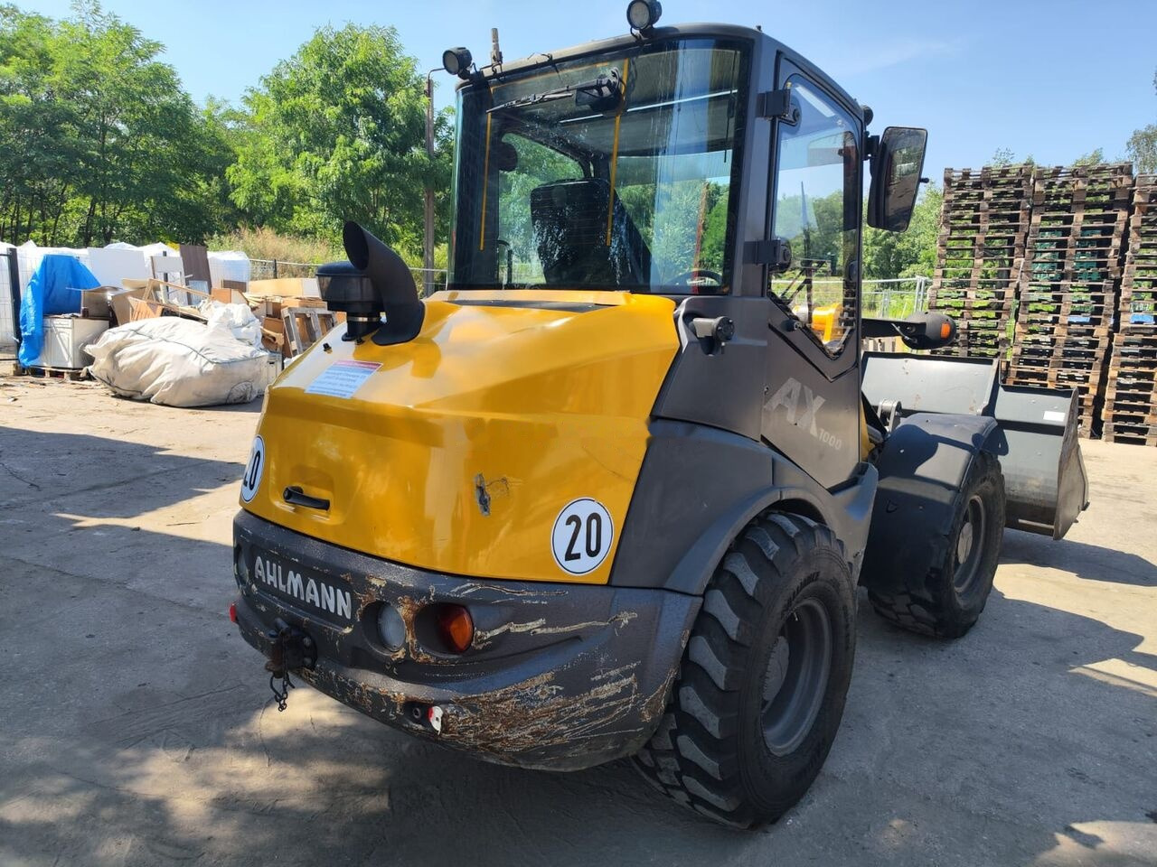 Mecalac AX 1000 - Máy xúc lật bánh lốp: hình 4 Mecalac AX 1000 - Máy xúc lật bánh lốp: hình 4