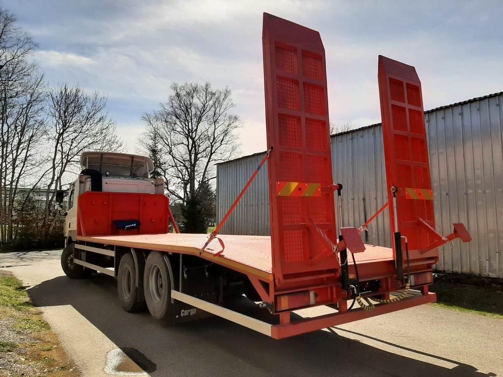 DAF 85.410 6X2 CAR TRANSPORTER - Xe tải chuyên chở tự động: hình 2 DAF 85.410 6X2 CAR TRANSPORTER - Xe tải chuyên chở tự động: hình 2