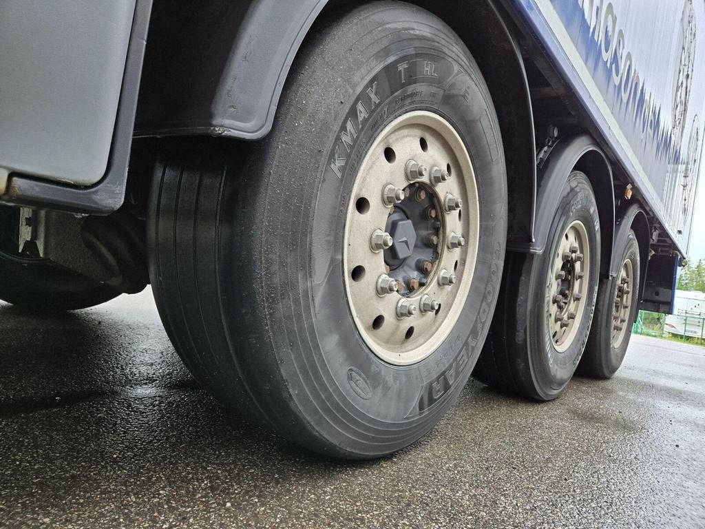 Knapen Trailers K200 - Sơ mi rơ moóc sàn đi bộ: hình 2 Knapen Trailers K200 - Sơ mi rơ moóc sàn đi bộ: hình 2