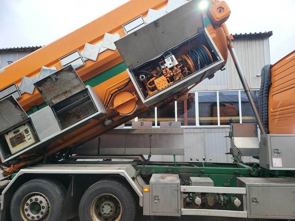 Volvo FH500 6X2 ADR KORP&SON - Xe tải chân không: hình 5 Volvo FH500 6X2 ADR KORP&SON - Xe tải chân không: hình 5