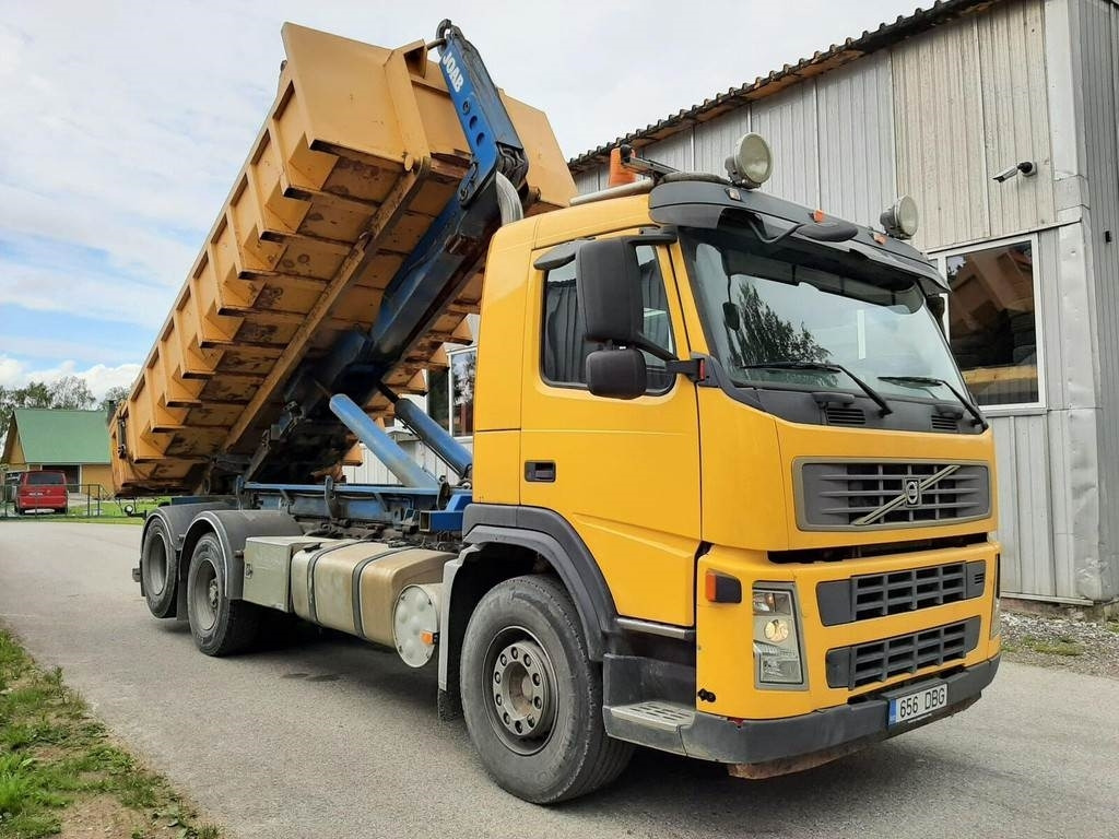 Volvo FM12 460 6X2 JOAB 338kW - Xe tải nâng móc: hình 4 Volvo FM12 460 6X2 JOAB 338kW - Xe tải nâng móc: hình 4
