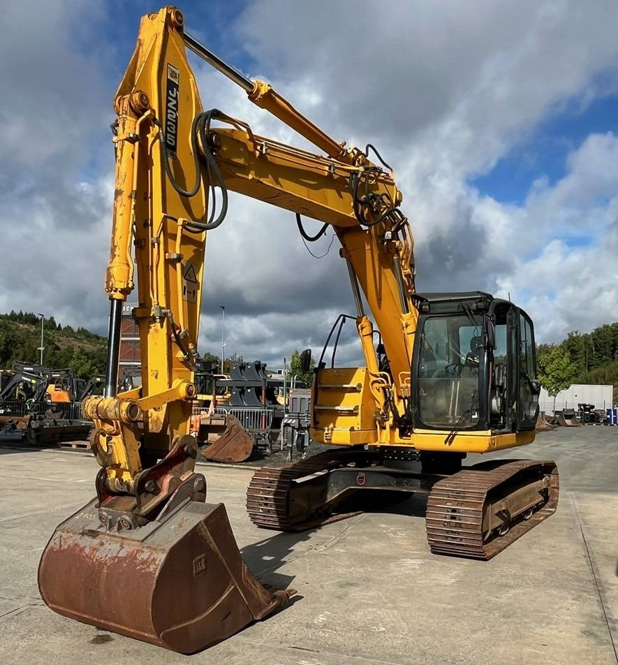 JCB JZ 235 LC - Máy xúc bánh xích: hình 1 JCB JZ 235 LC - Máy xúc bánh xích: hình 1