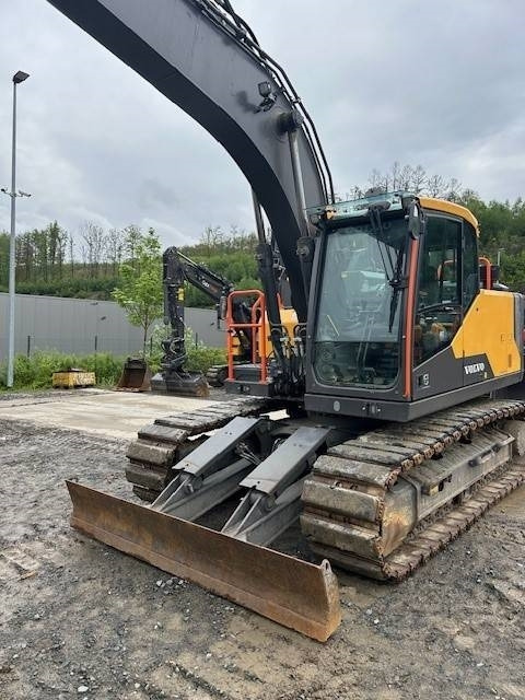 Volvo EC 160 E - Máy xúc bánh xích: hình 2 Volvo EC 160 E - Máy xúc bánh xích: hình 2