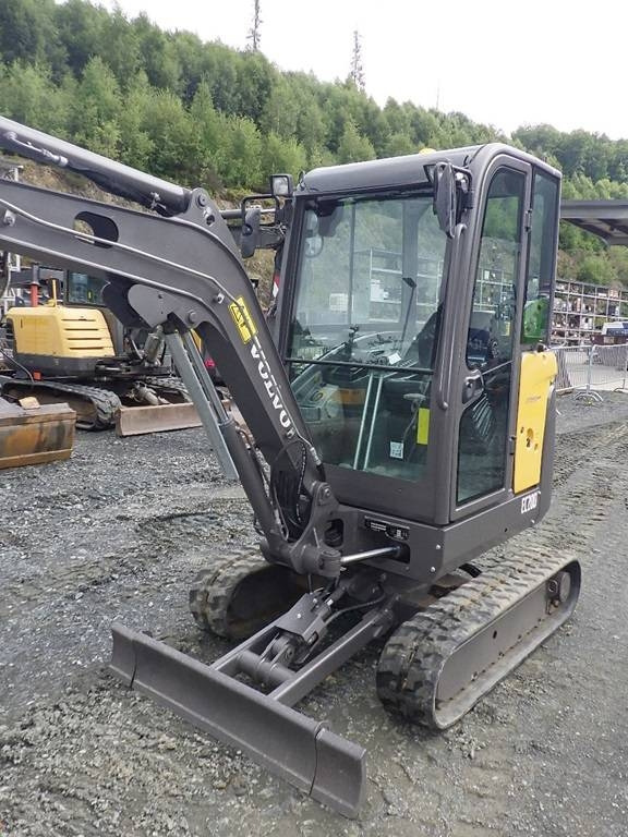 Volvo EC 20 D  - Máy xúc mini: hình 2 Volvo EC 20 D  - Máy xúc mini: hình 2
