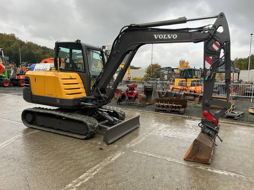 Volvo EC 55 C - Máy xúc mini: hình 3 Volvo EC 55 C - Máy xúc mini: hình 3