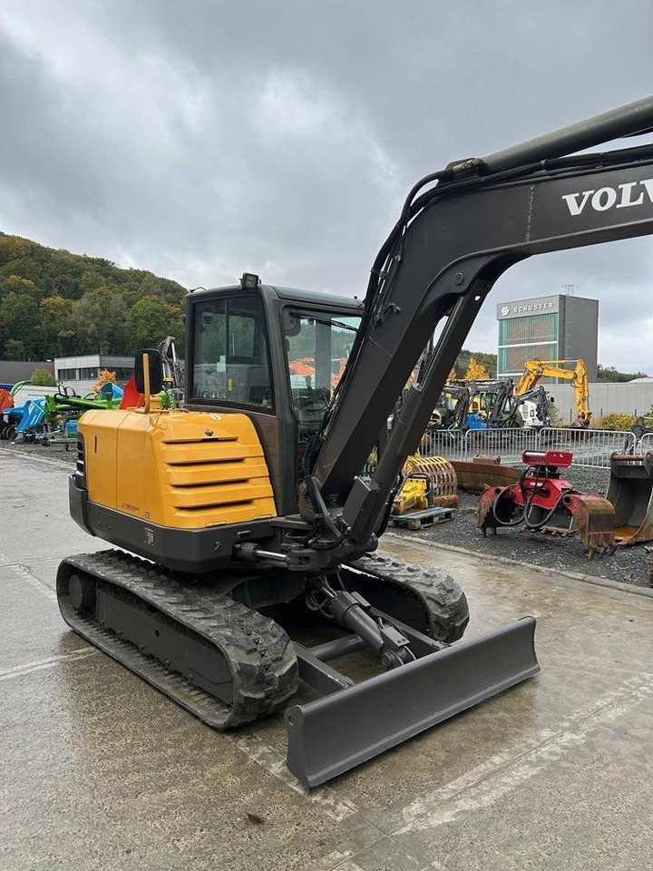 Volvo EC 55 C - Máy xúc mini: hình 4 Volvo EC 55 C - Máy xúc mini: hình 4