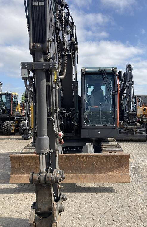 Volvo ECR 145 E - Máy xúc bánh xích: hình 3 Volvo ECR 145 E - Máy xúc bánh xích: hình 3