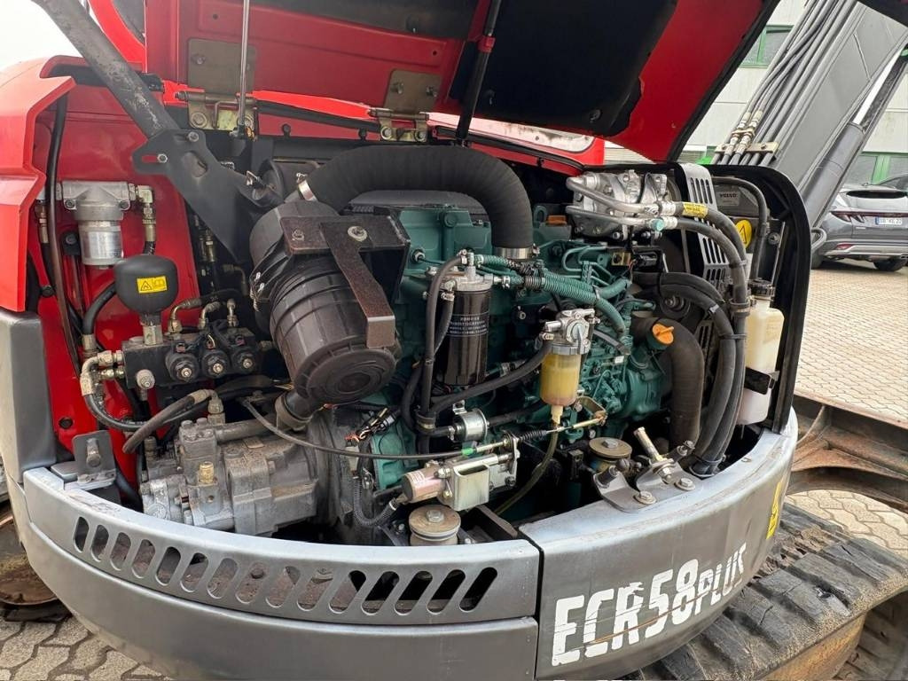 Volvo ECR 58 - Máy xúc mini: hình 5 Volvo ECR 58 - Máy xúc mini: hình 5