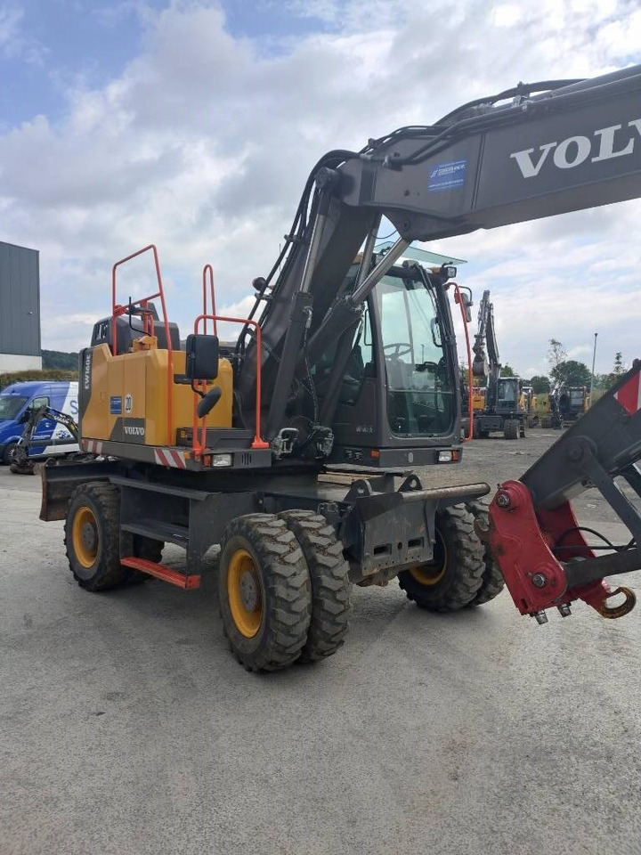 Volvo EW 160 E - Máy xúc bánh lốp: hình 4 Volvo EW 160 E - Máy xúc bánh lốp: hình 4