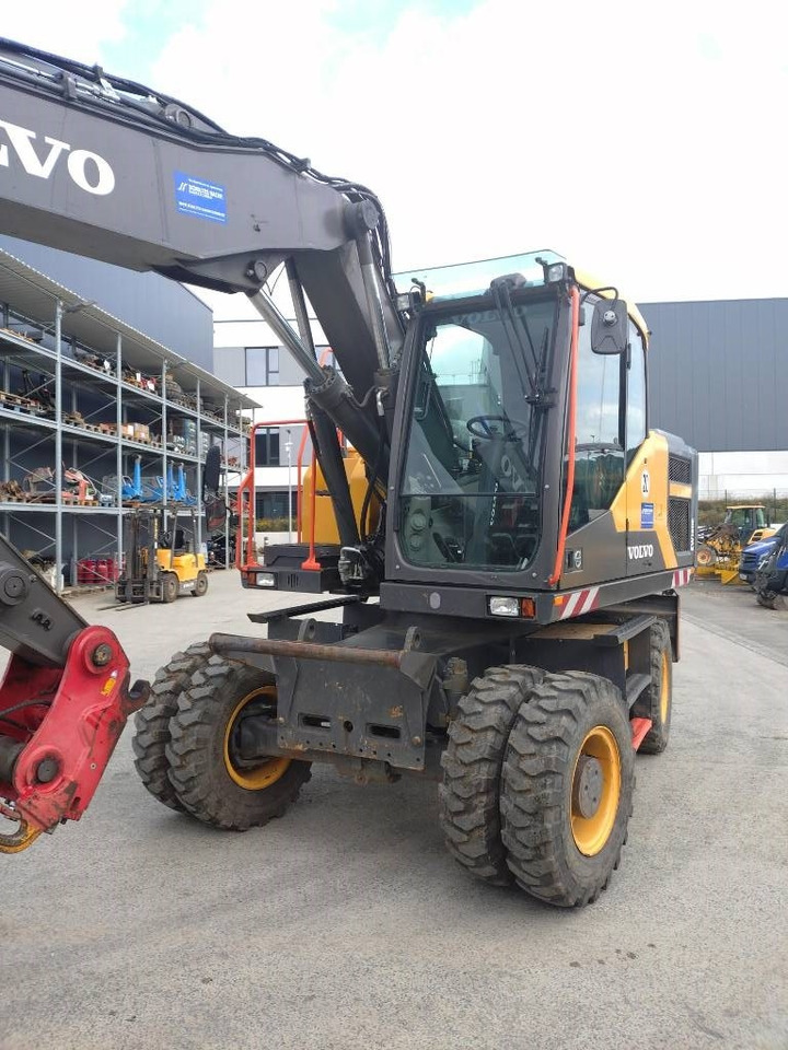 Volvo EW 160 E - Máy xúc bánh lốp: hình 3 Volvo EW 160 E - Máy xúc bánh lốp: hình 3