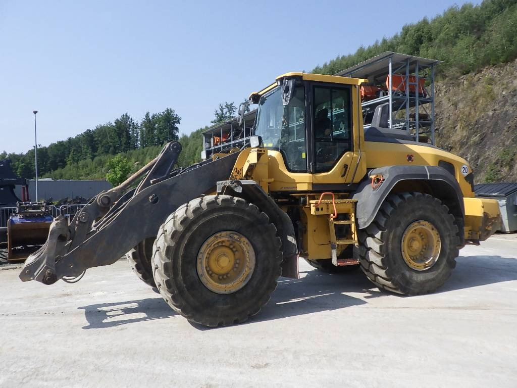 Volvo L 110 H LB - Máy xúc lật bánh lốp: hình 1 Volvo L 110 H LB - Máy xúc lật bánh lốp: hình 1