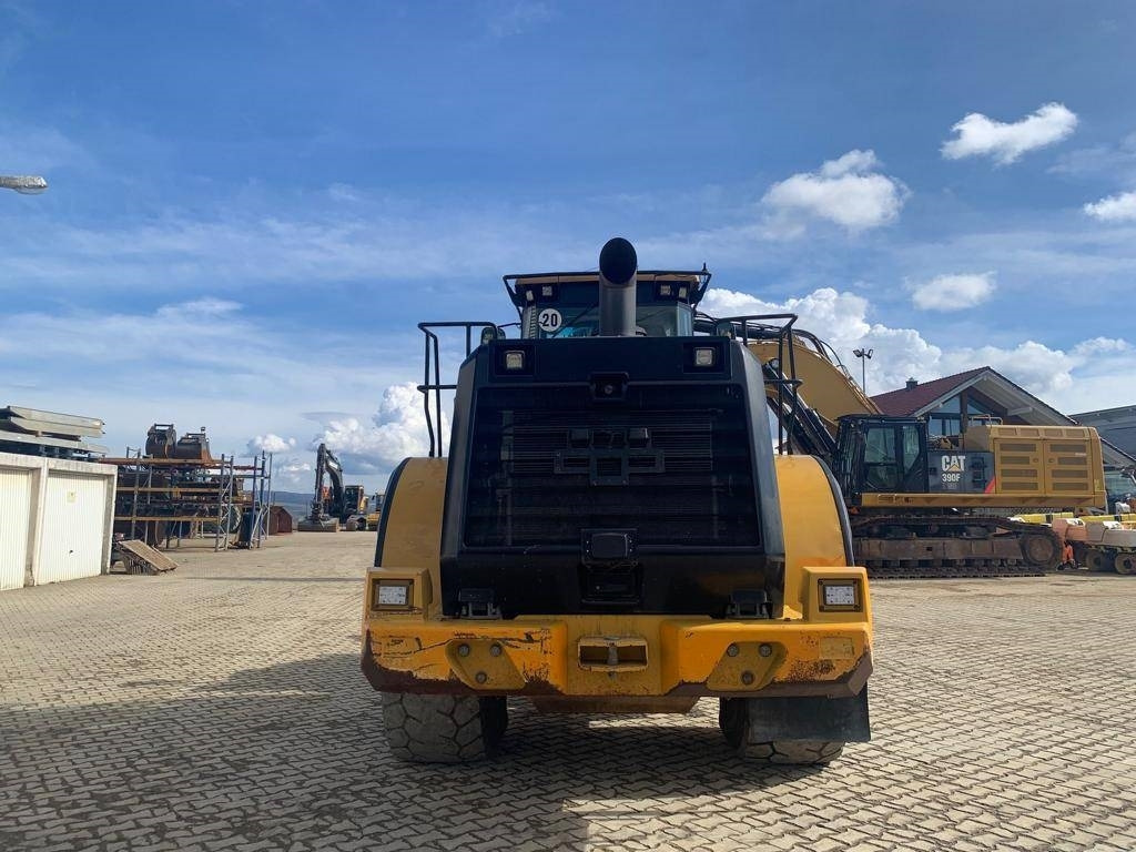 CAT 966K XE - Máy xúc lật bánh lốp: hình 4 CAT 966K XE - Máy xúc lật bánh lốp: hình 4