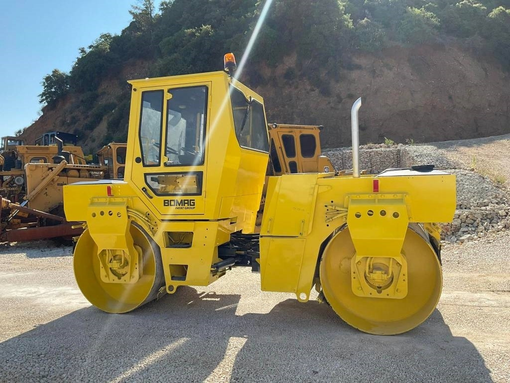 Bomag BW161AD-2 - Máy lăn đường: hình 4 Bomag BW161AD-2 - Máy lăn đường: hình 4